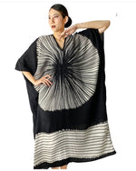 Women Batik Spray V Neck Kaftan