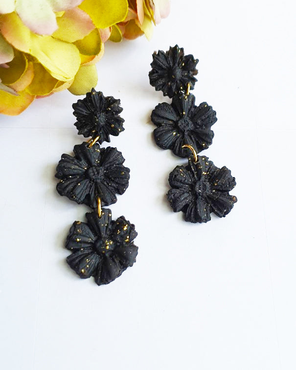 Black and Gold Triple Flower Stud Earring