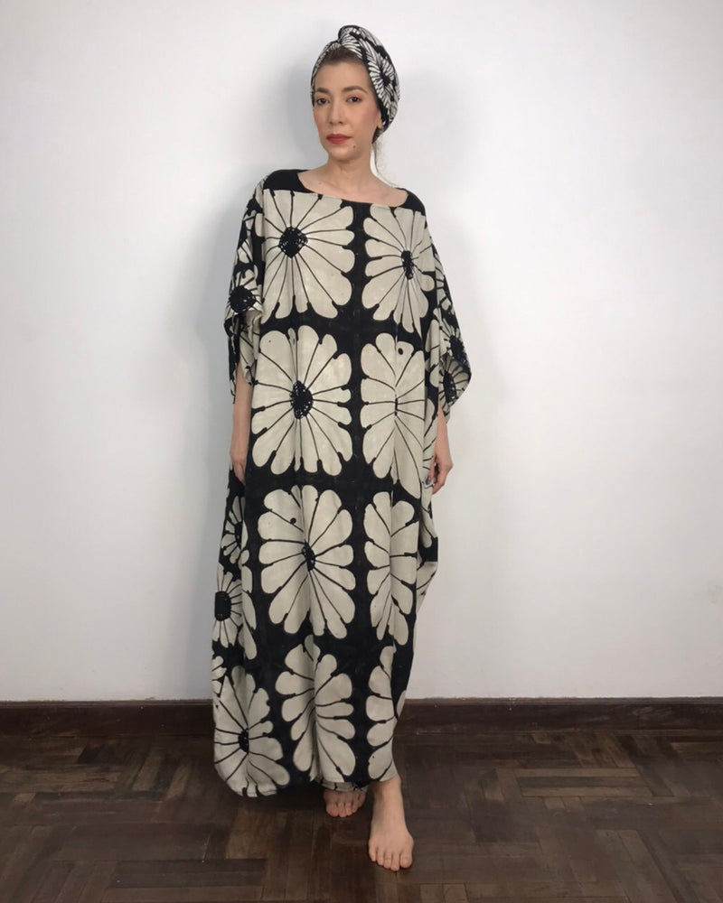 Women Daisy Reversible Maxi Kaftan