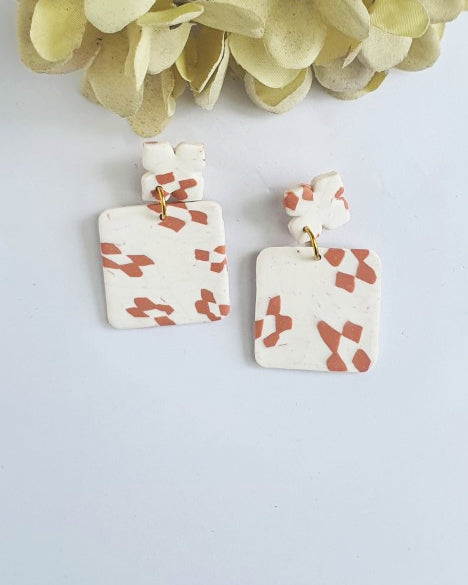 Square Inka White Earrings