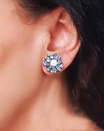 Double Daisy Waves Stud Earring